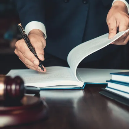 Umowa przewłaszczenia nieruchomości – przeniesienie własności nieruchomości