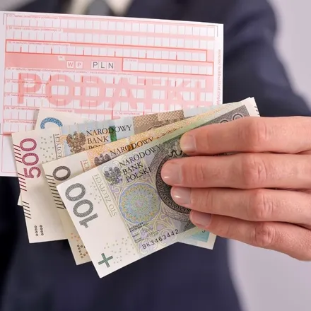 Podatek od nieruchomości 2026: ile wynosi stawka oraz jak, do kiedy i kto płaci podatek?
