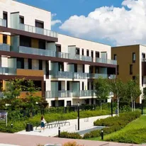 Cohousing: czym jest cohousing senioralny i rodzinny?