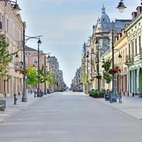 Suburbanizacja – co to jest i dlaczego Polacy wybierają przedmieścia?