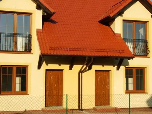 Domy Skowarcz