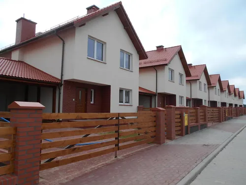 Domy szeregowe przy ul. Kmicica
