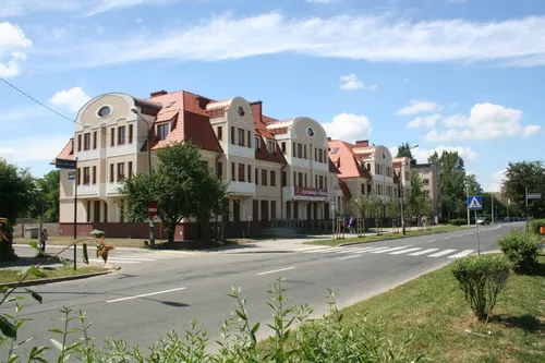 Dwór Marcelin