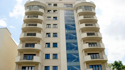 Leader House