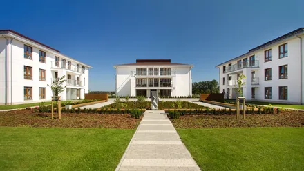 Shiraz Park I i II