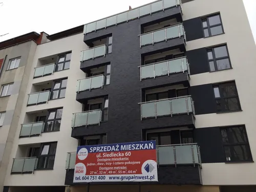 Siedlecka 60